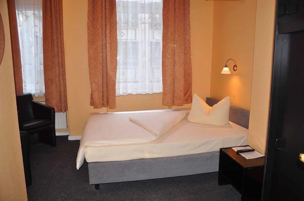 ברלין Hotel Am Hermannplatz מראה חיצוני תמונה